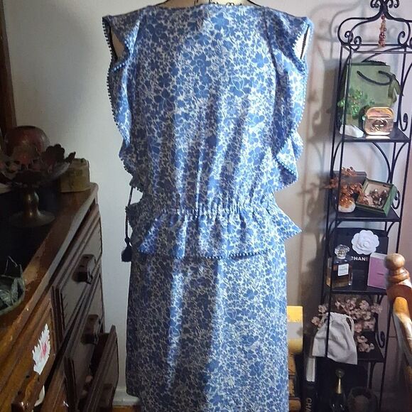 Michael Kors Blue Floral Dress with Ruffle Details Size Medium - Picture 7 of 10